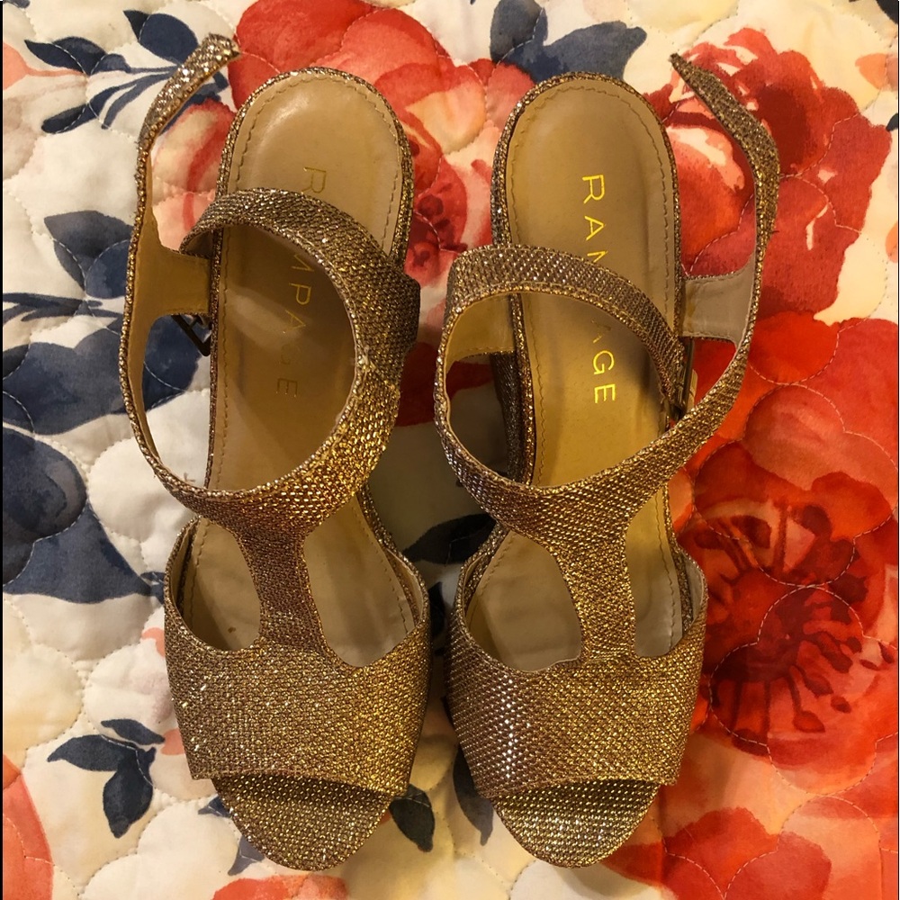 Rampage Gold Wedges